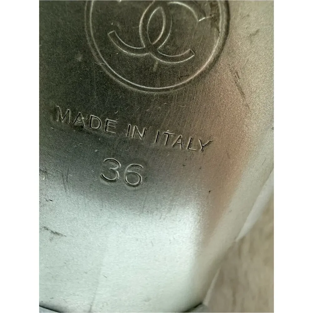 CHANEL vintage silver sandals with starts size 36EU Authentic